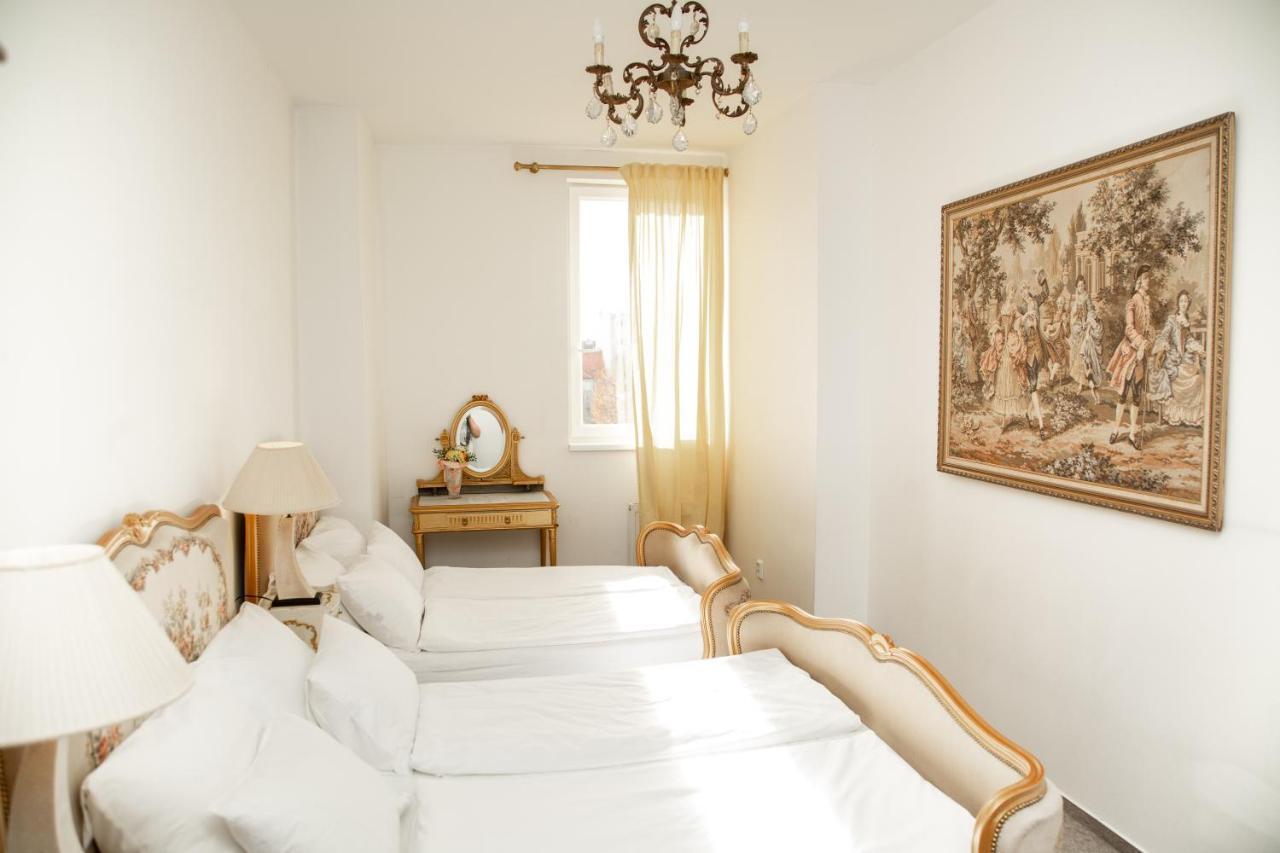 Bank Invest Apartmens - Old Town Διαμέρισμα Πράγα Εξωτερικό φωτογραφία