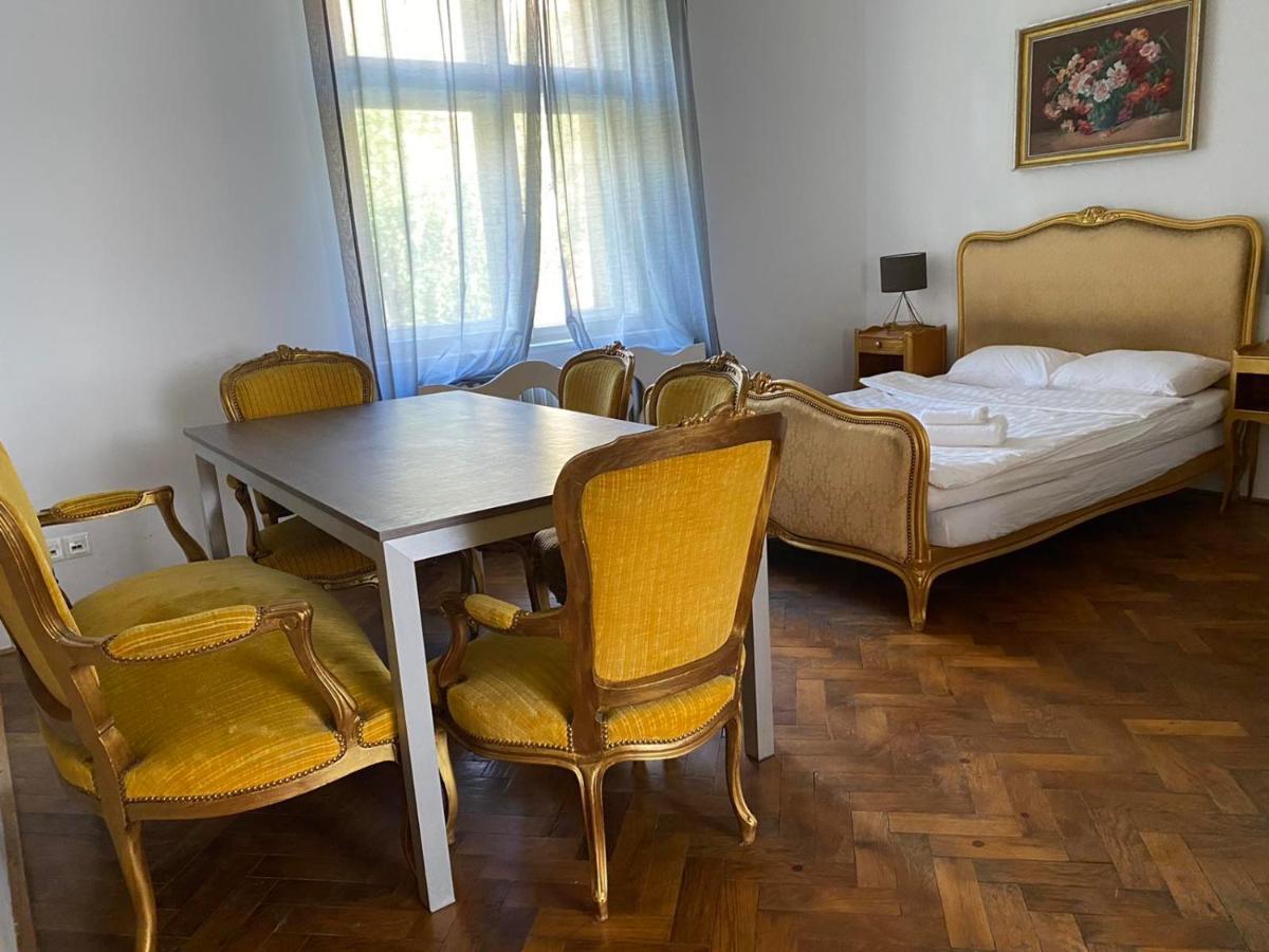 Bank Invest Apartmens - Old Town Διαμέρισμα Πράγα Εξωτερικό φωτογραφία